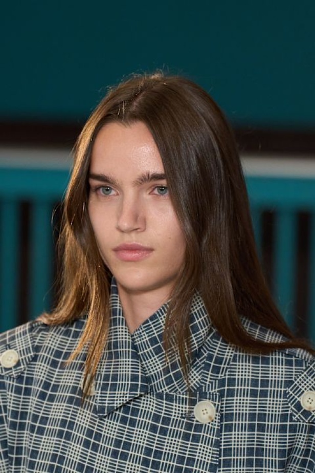 مجموعة Tommy Hilfiger لربيع وصيف 2025