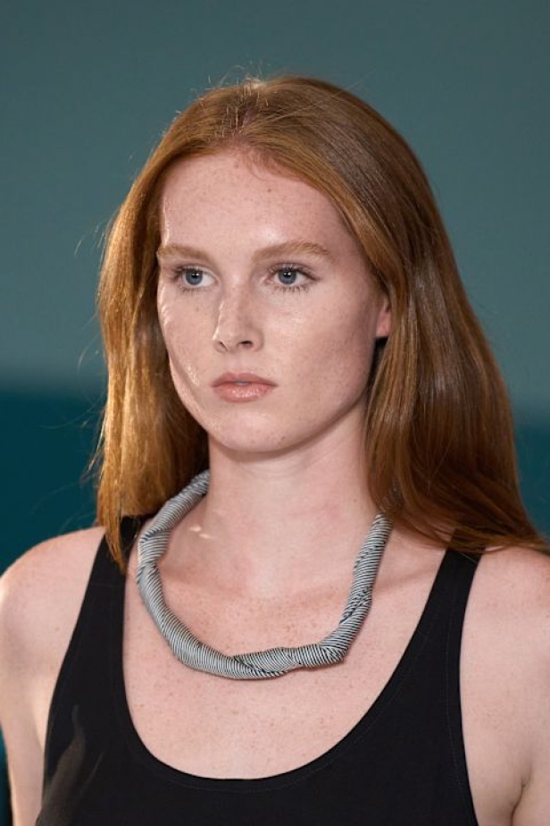 مجموعة Tommy Hilfiger لربيع وصيف 2025