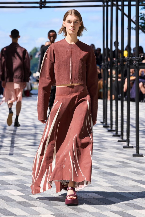 مجموعة Jason Wu لربيع 2025