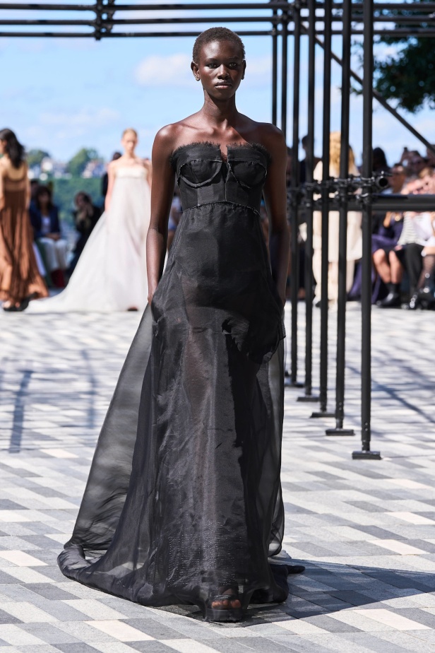 مجموعة Jason Wu لربيع 2025