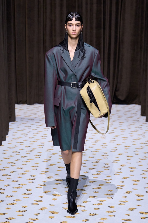 مجموعة Jil Sander ربيع و صيف 2025 للملابس الجاهزة