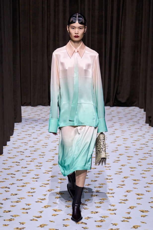 مجموعة Jil Sander ربيع و صيف 2025 للملابس الجاهزة