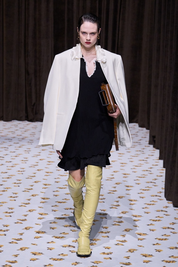 مجموعة Jil Sander ربيع و صيف 2025 للملابس الجاهزة