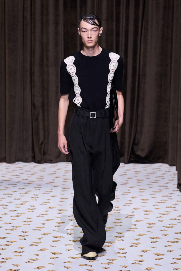 مجموعة Jil Sander ربيع و صيف 2025 للملابس الجاهزة