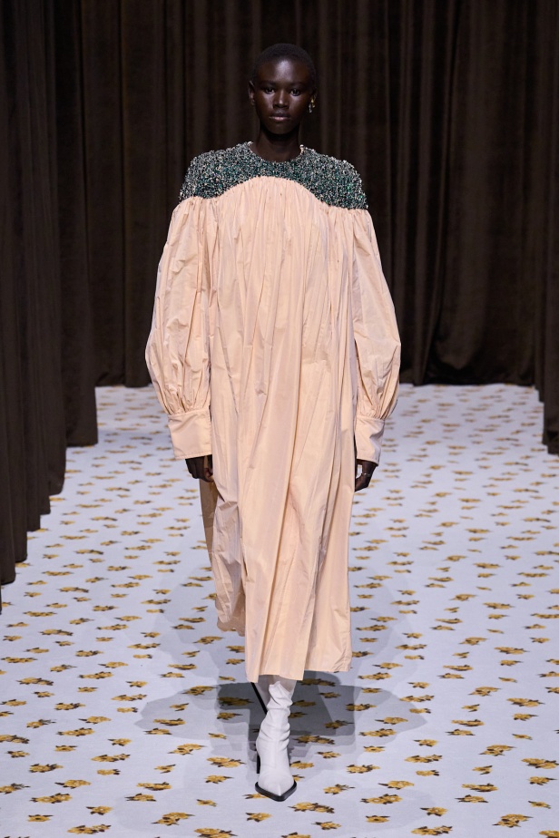 مجموعة Jil Sander ربيع و صيف 2025 للملابس الجاهزة