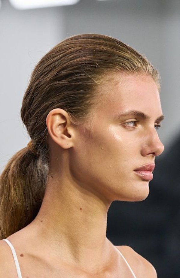 مجموعة مايكل كورس لربيع 2025