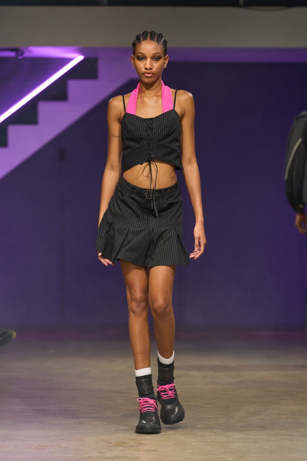 مجموعة Mark Fast لربيع وصيف 2025 في لندن