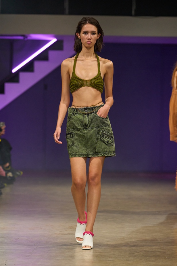 مجموعة Mark Fast لربيع وصيف 2025 في لندن