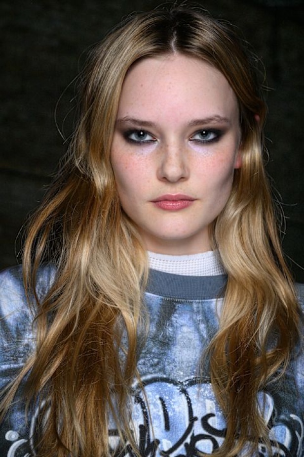 مجموعة Mark Fast لربيع وصيف 2025 في لندن