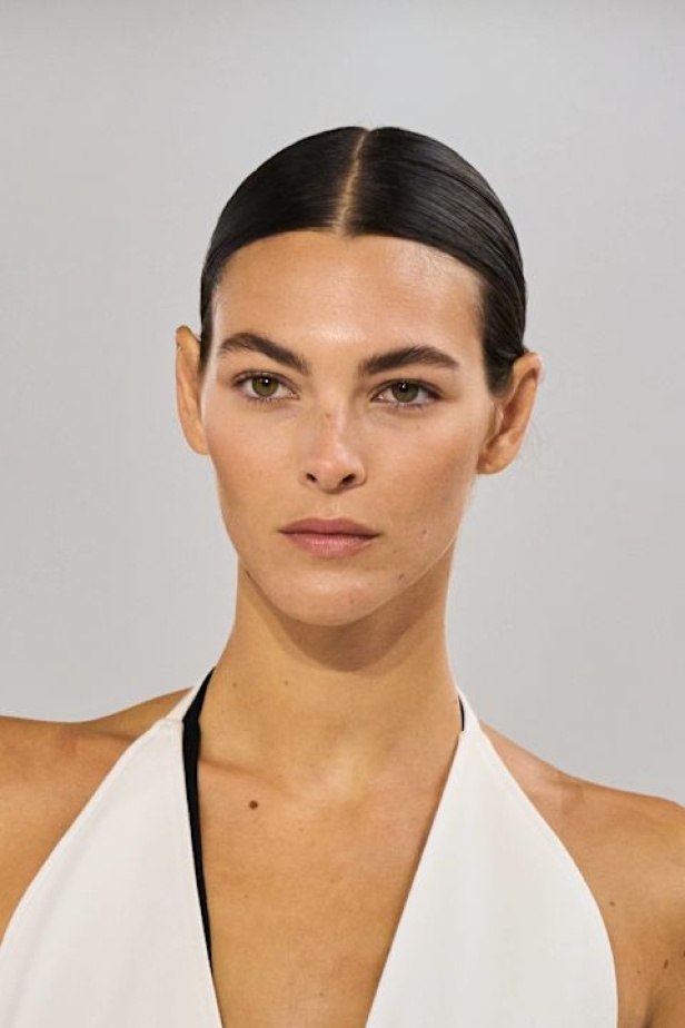 مجموعة ماكس مارا تجمع بين العلم والخيال