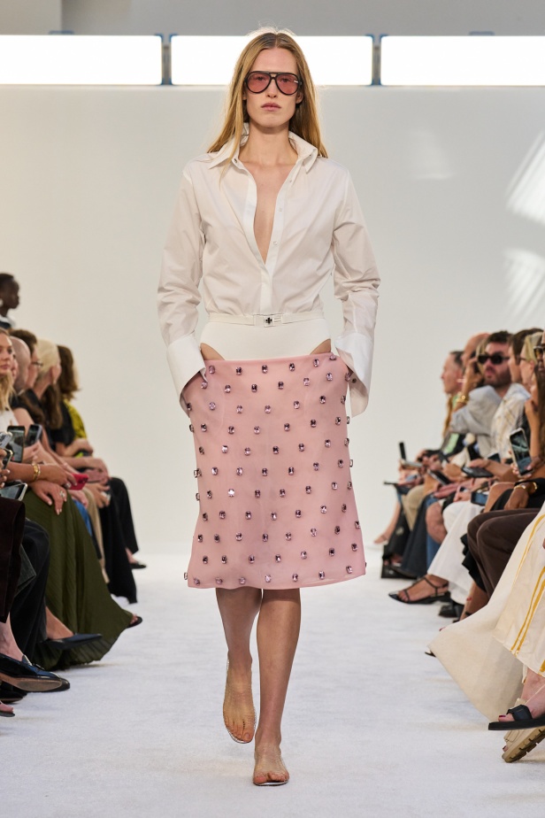 مجموعة Brandon Maxwell لربيع وصيف 2025