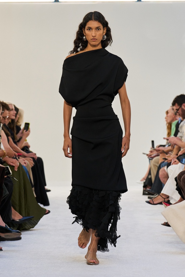 مجموعة Brandon Maxwell لربيع وصيف 2025