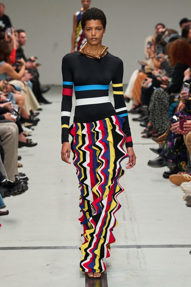 مجموعة Missoni لربيع وصيف 2025 في ميلانو.