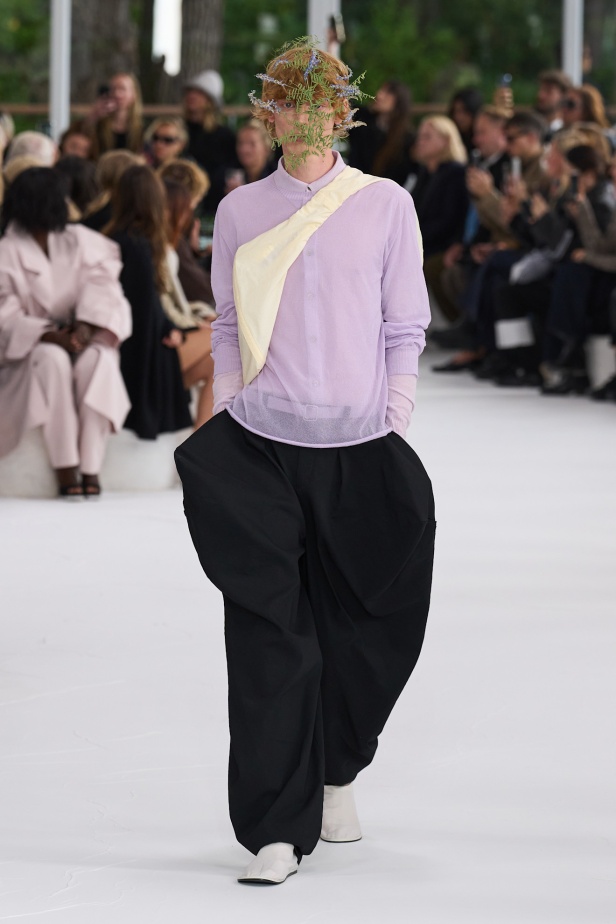 مجموعة Issey Miyake ربيع و صيف 2025