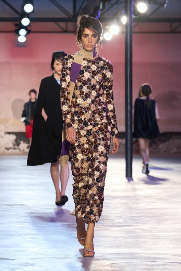 مجموعة N 21 لربيع وصيف 2025