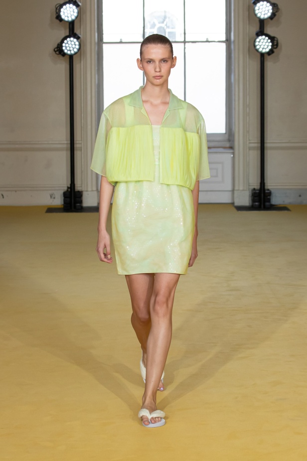 مجموعة ربيع وصيف 2025 من Noon By Noor