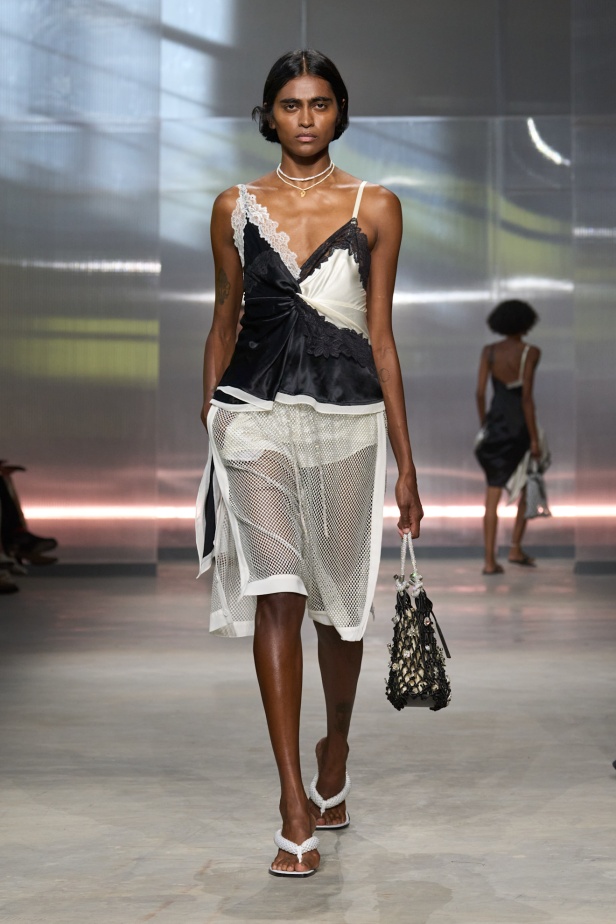 مجموعة 3.1 Phillip Lim ربيع و صيف 2025 