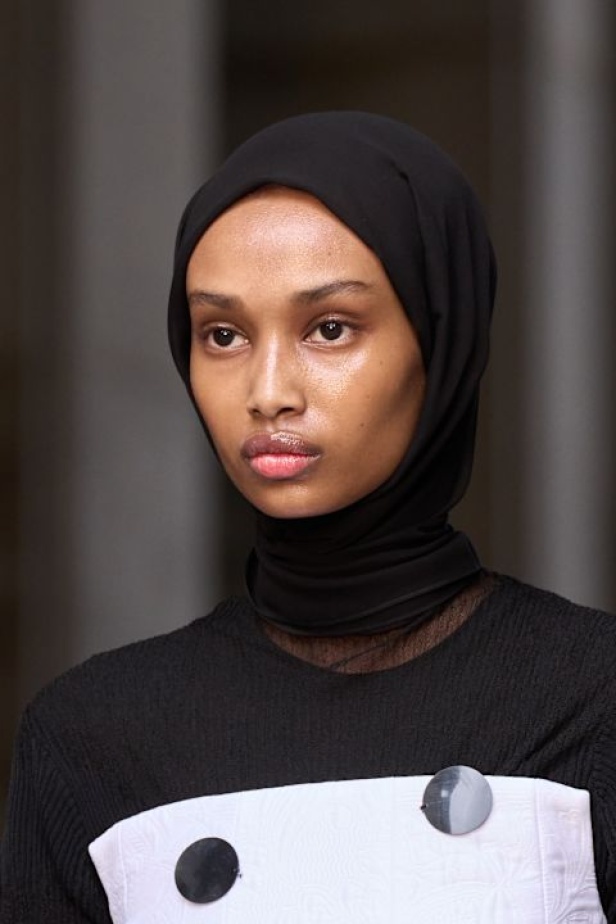 عرض برابل غورنغ لربيع وصيف 2025