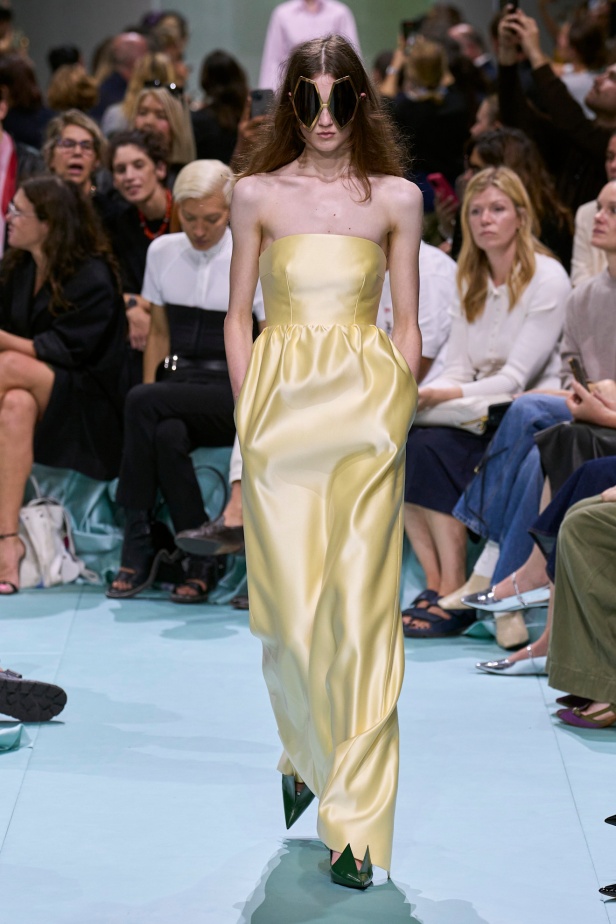 مجموعة PRADA ربيع و صيف 2025