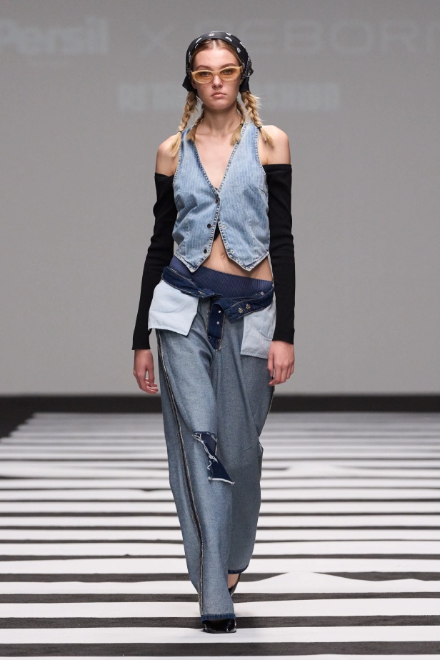 مجموعة Reborn لربيع وصيف 2025 تحيي الموضة المستدامة في اليوم الخامس من أسبوع دبي للموضة