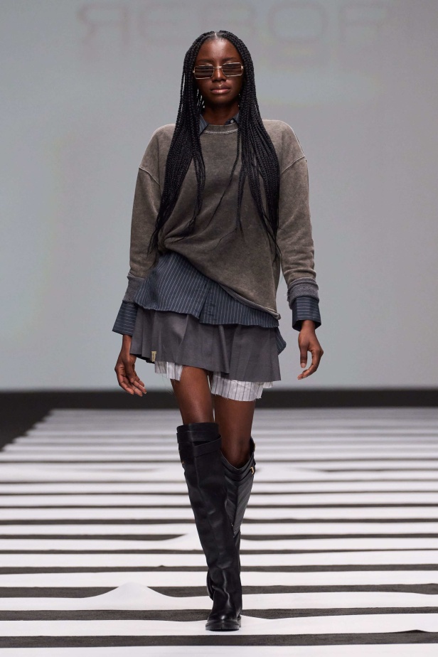 مجموعة Reborn لربيع وصيف 2025 تحيي الموضة المستدامة في اليوم الخامس من أسبوع دبي للموضة