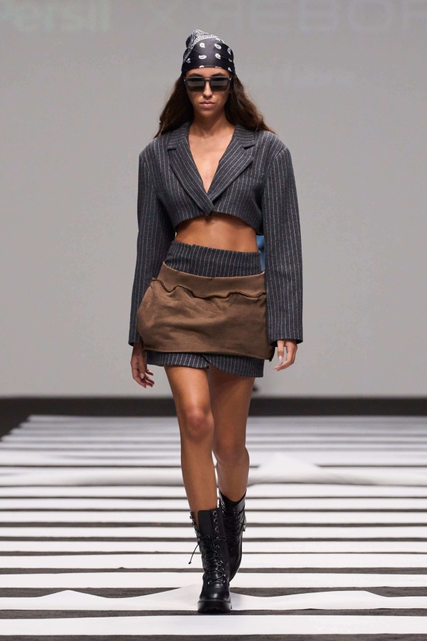 مجموعة Reborn لربيع وصيف 2025 تحيي الموضة المستدامة في اليوم الخامس من أسبوع دبي للموضة