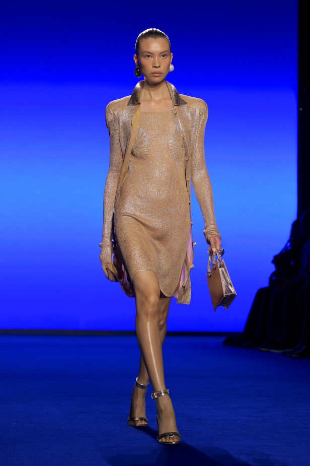 مجموعة Schiaparelli لربيع وصيف 2025 في باريس