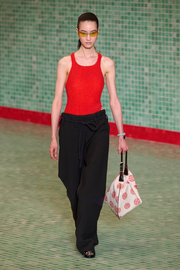 مجموعة Tory Burch ربيع و صيف 2025