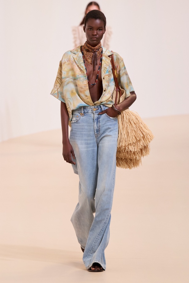 مجموعة Zimmermann لربيع 2025 مستمدة من لون الشمس ومستوحاة من ركوب الأمواج