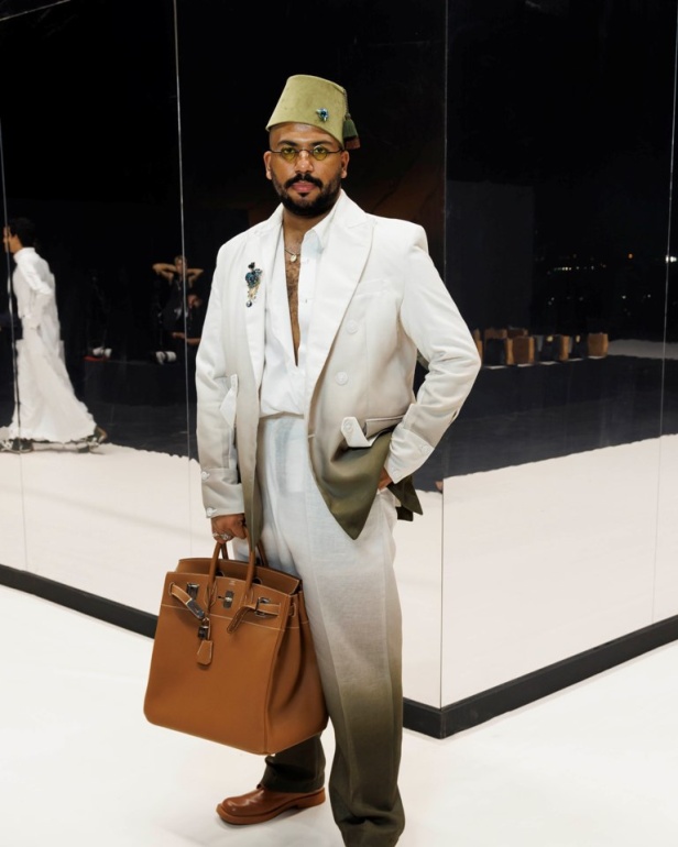 مجموعة Dar AlHanouf للأزياء الراقية 2025 هي إهداء شاعري وقصيدة تتغنى سطورها بروعة البحر الأحمر 