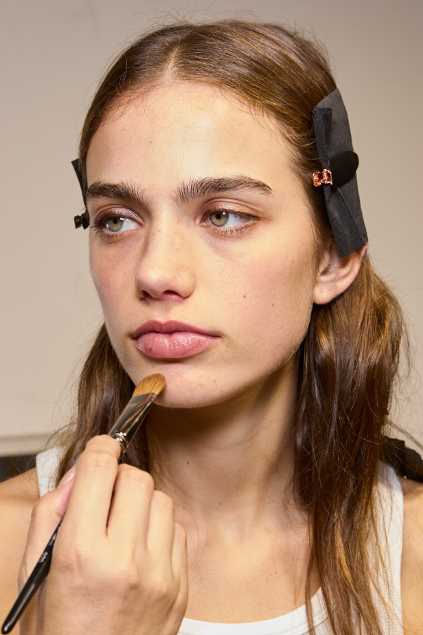 مجموعة ايلي صعب لربيع وصيف 2025