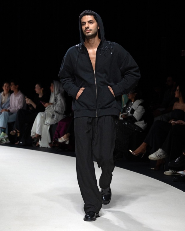 مجموعة "النقوش الصخرية" لعلامة Hindamme تدمج التراث السعودي في إطار عصري