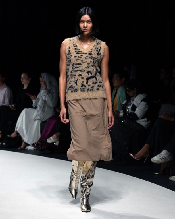 مجموعة "النقوش الصخرية" لعلامة Hindamme تدمج التراث السعودي في إطار عصري