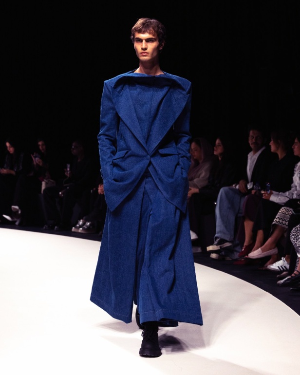 مستوحاة من زها حديد.. مجموعة المصممة منال الداوود لعلامة MD29 في أسبوع الأزياء في الرياض