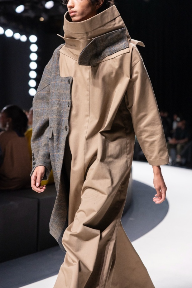 مستوحاة من زها حديد.. مجموعة المصممة منال الداوود لعلامة MD29 في أسبوع الأزياء في الرياض