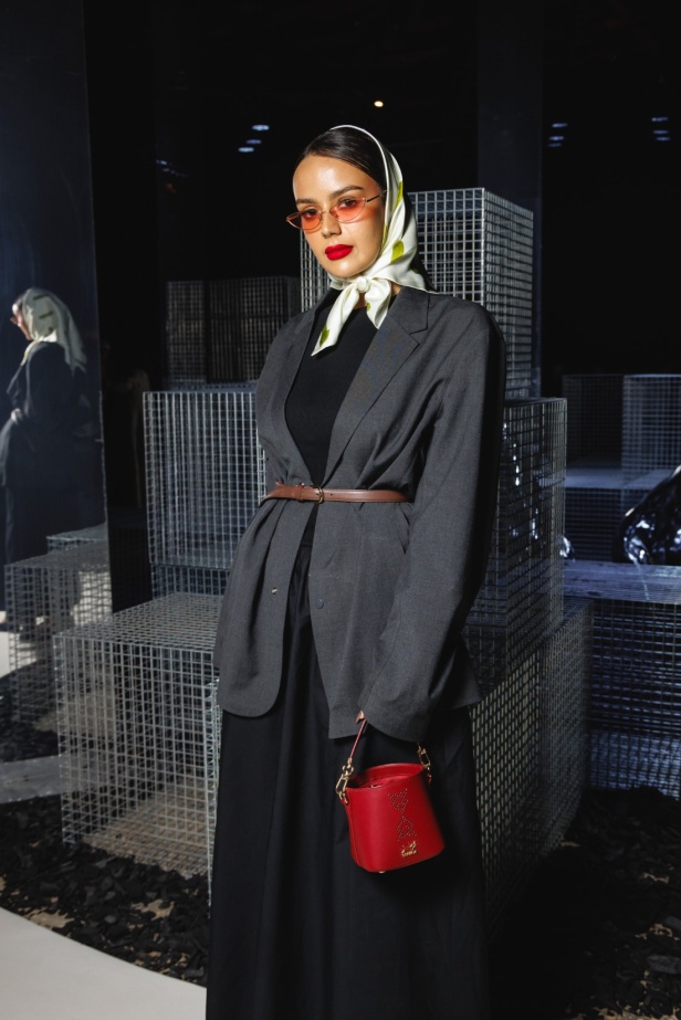 الرقي الخالد واللمسات العصرية.. مجموعة المصمم سعود العجاجي لعلامة MAZROOD في أسبوع الأزياء في الرياض