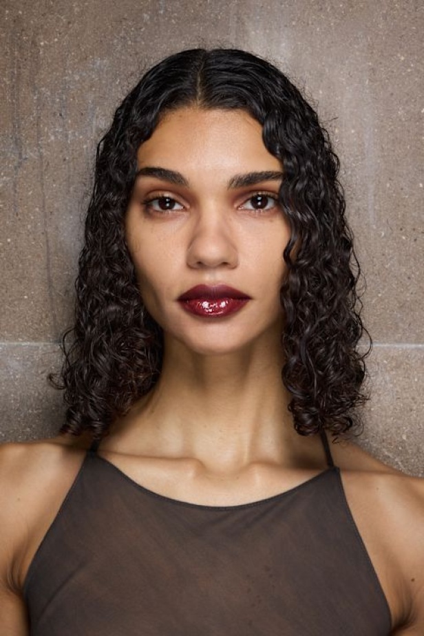 مجموعة Peter Do ربيع وصيف 2025 للملابس الجاهزة