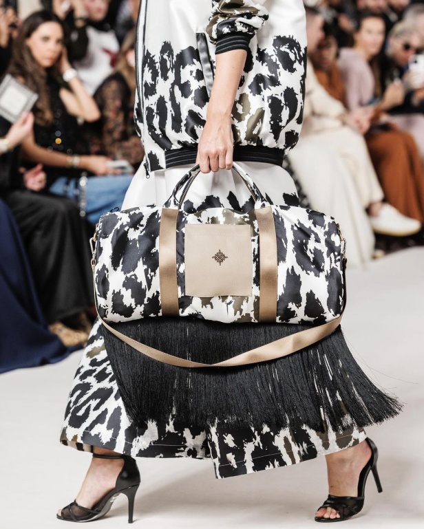 سيمفونية الحياة الفطرية تجسدها علامة "ArAm" في مجموعة "Wild" .. تصاميم مستوحاة من الطبيعة السعودية