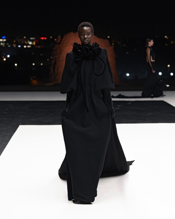 مجموعة تيما عابد للأزياء الراقية احتفال بالقوّة والأنوثة مع لمسة دراماتيكية