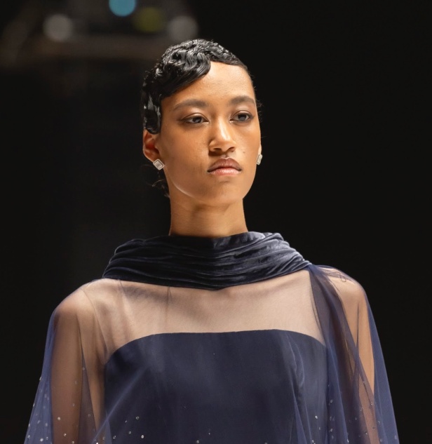 دار عدنان أكبر في أسبوع الأزياء في الرياض