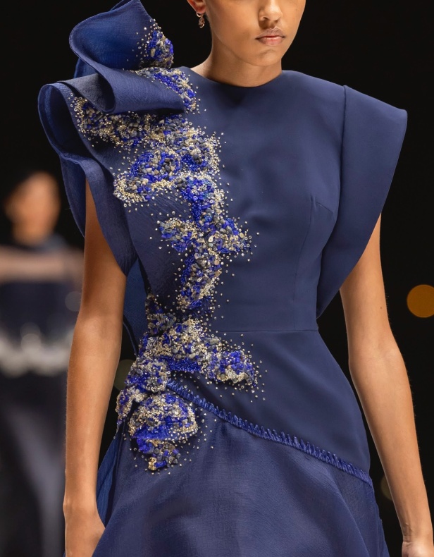 دار عدنان أكبر في أسبوع الأزياء في الرياض