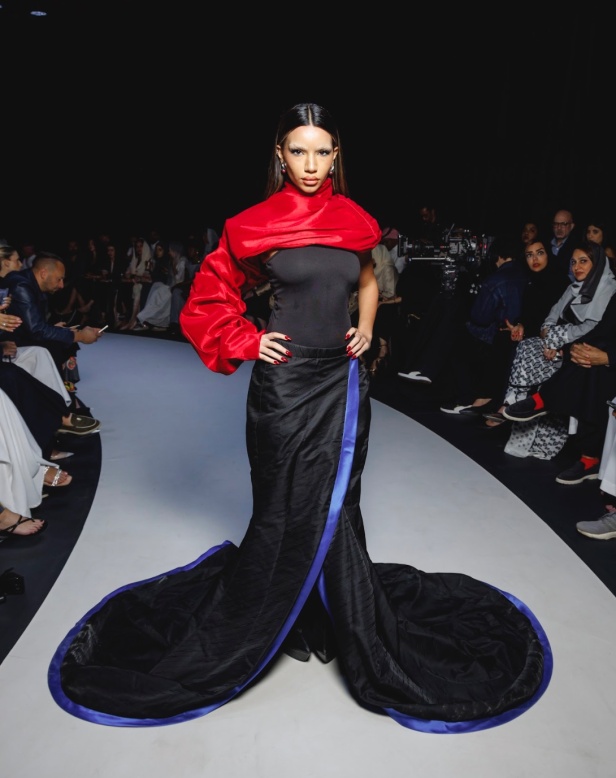  بإلهام من أغنية ليلة خميس .. نورا سليمان تُحيي السحر الكلاسيكي في مجموعة "8 مساءً"