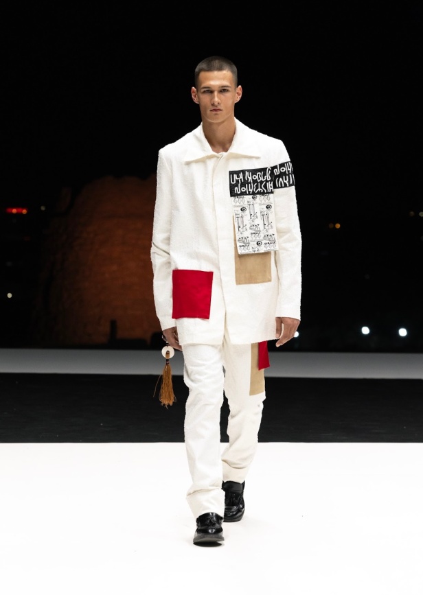 مجموعة "طويق" ليحيى البشري: احتفاء بالحب والحرية في ختام أسبوع الأزياء في الرياض