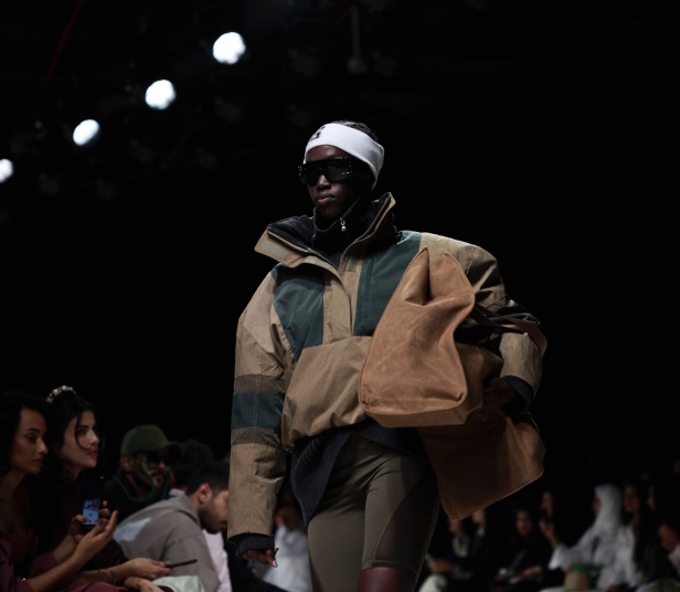 1886 أسبوع الأزياء في الرياض