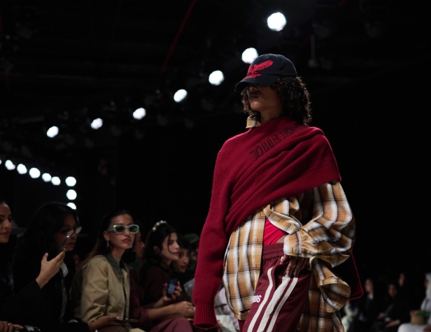 1886 أسبوع الأزياء في الرياض