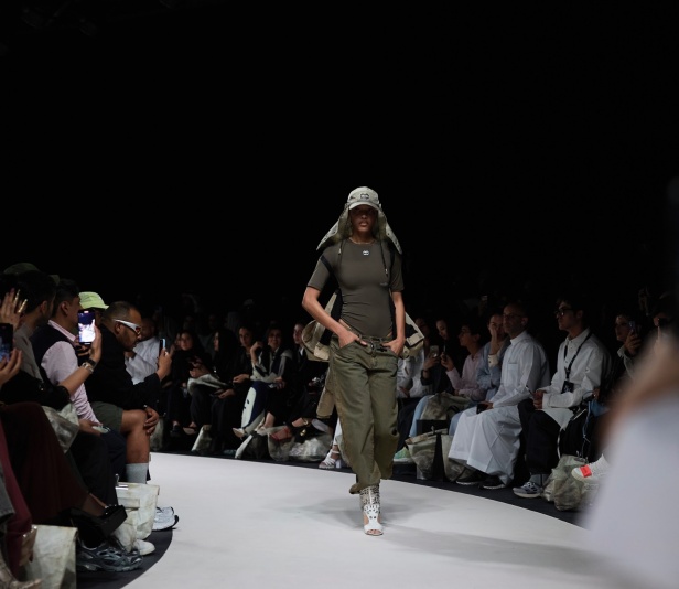 1886 أسبوع الأزياء في الرياض