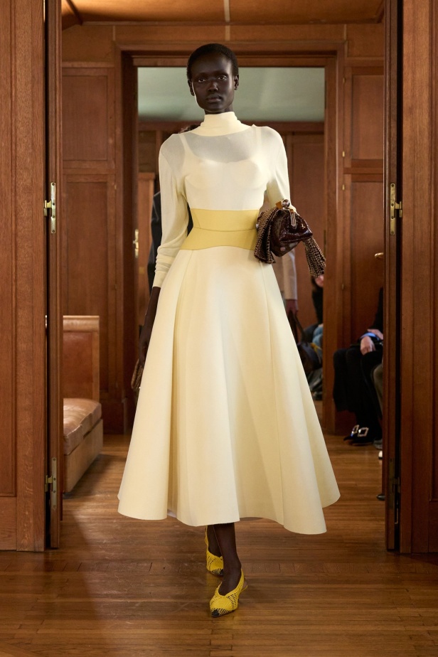 مجموعة  Jacquemus لربيع وصيف 2025 الكثير من التميّز