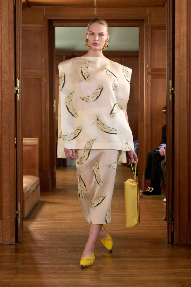 مجموعة  Jacquemus لربيع وصيف 2025 الكثير من التميّز