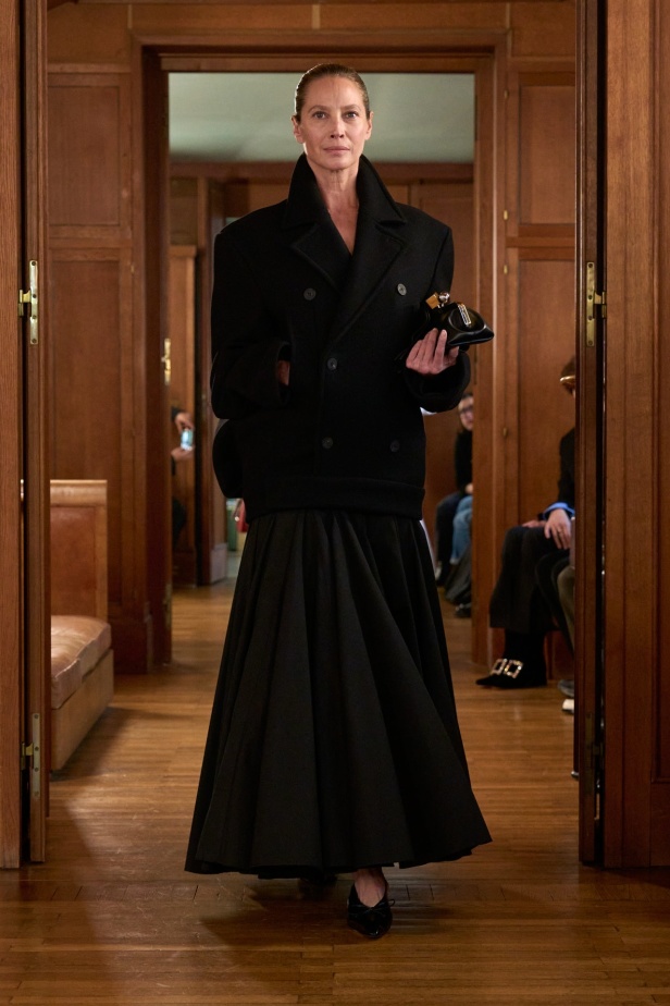 مجموعة  Jacquemus لربيع وصيف 2025 الكثير من التميّز