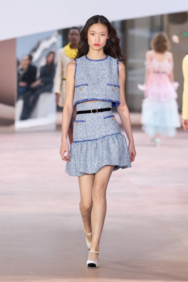 مجموعة Chanel ربيع و صيف 2025 للأزياء الراقية